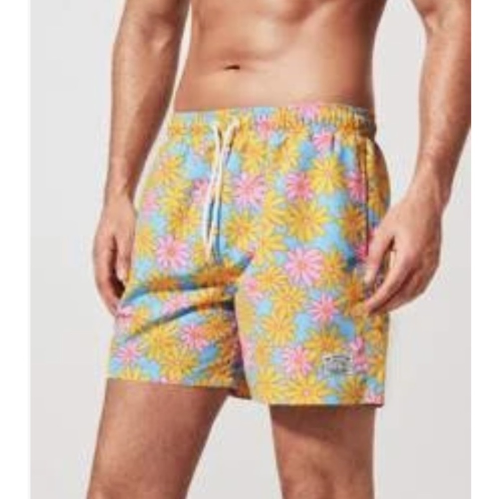 SHEIN Men Floral Print Letter Patched Detail Drawstring Waist Swim Trunk